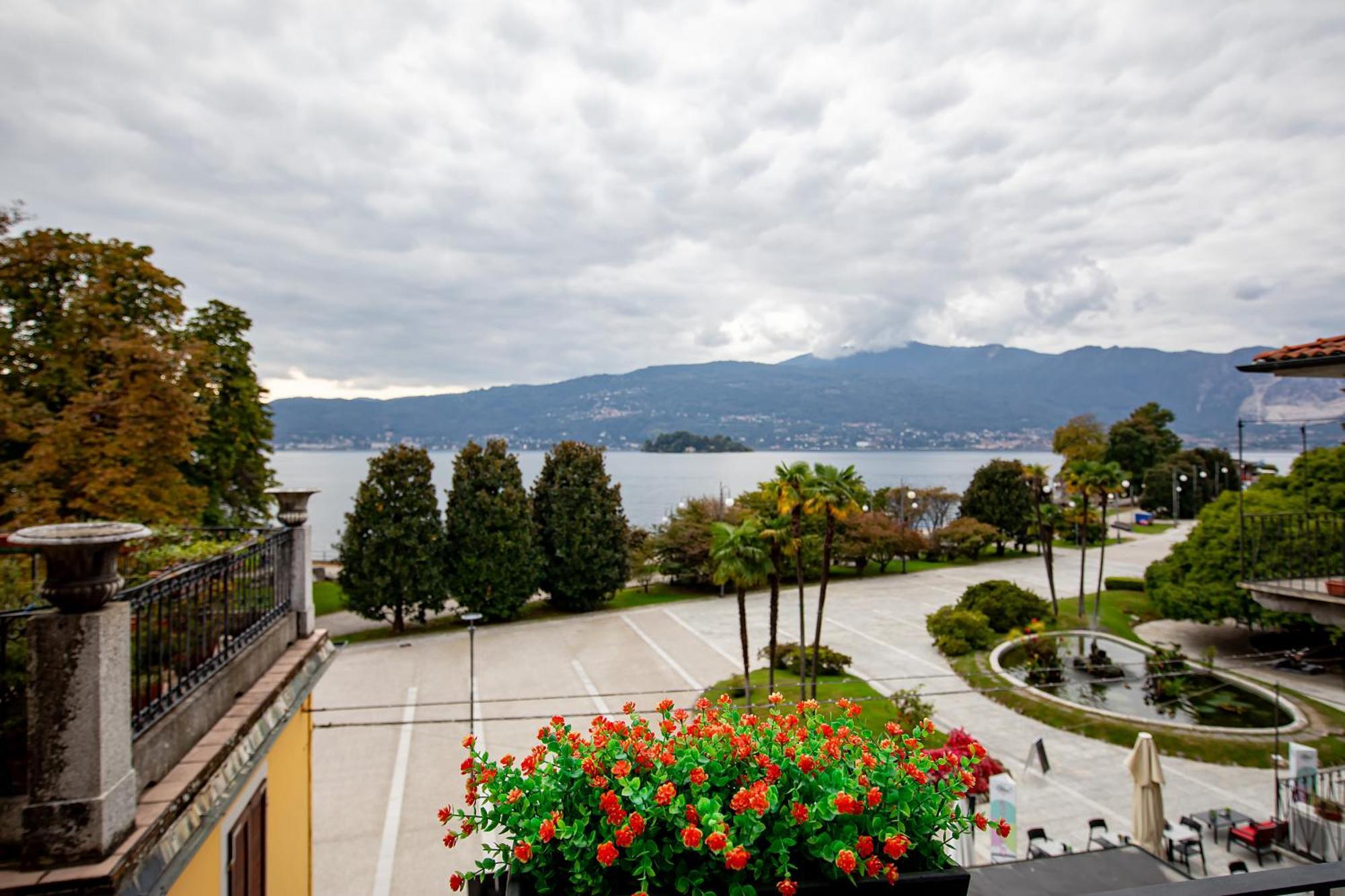 Hotel Novara Verbania Kültér fotó