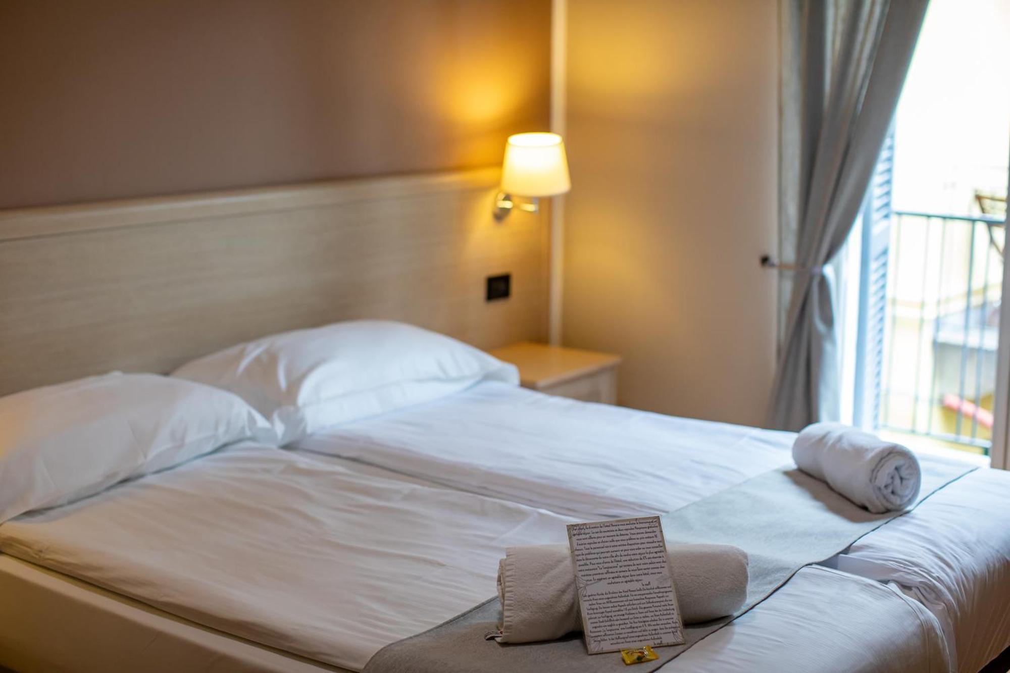 Hotel Novara Verbania Kültér fotó