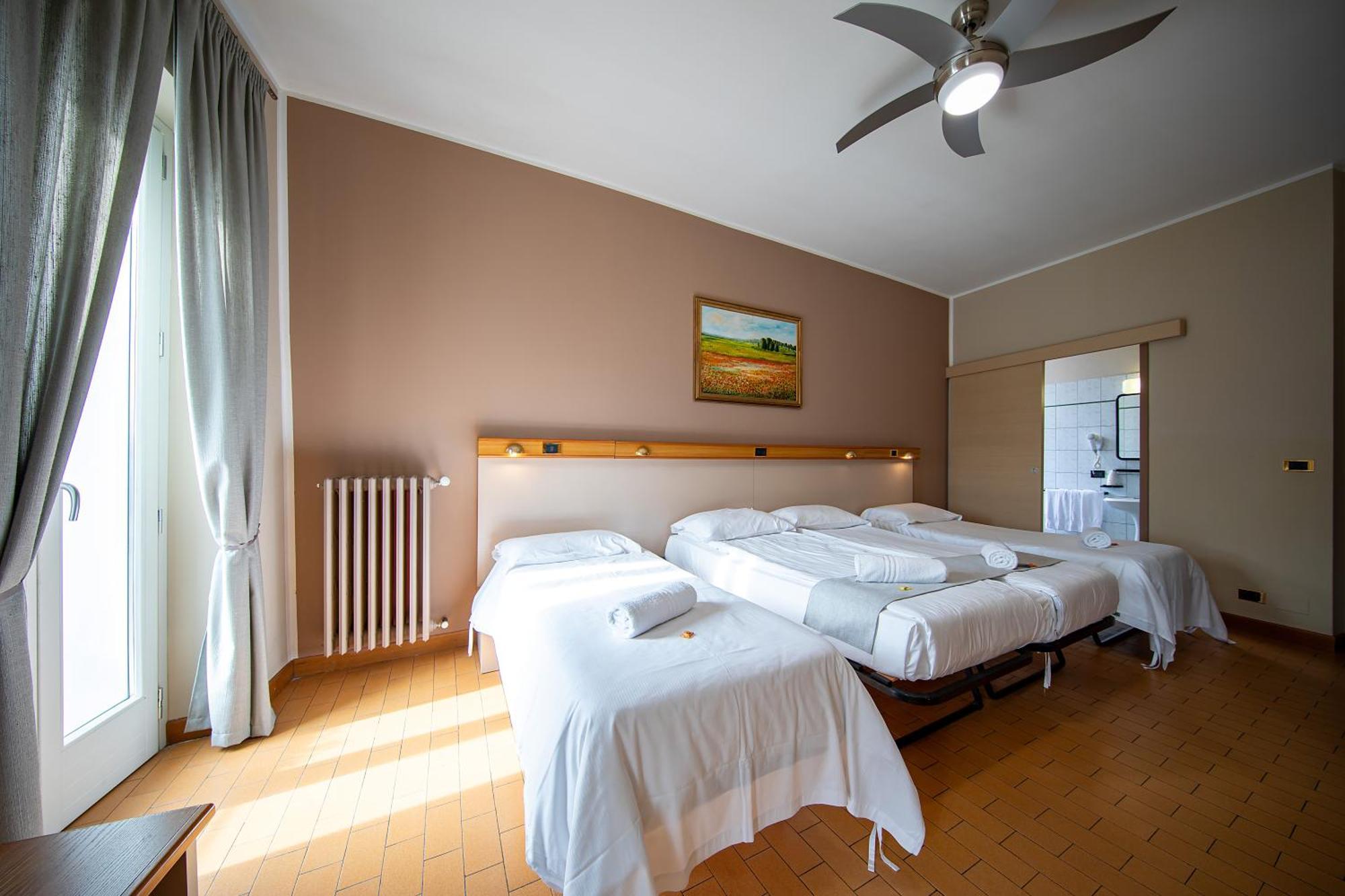 Hotel Novara Verbania Kültér fotó